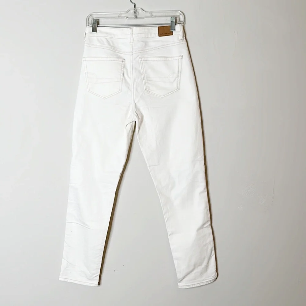 American Eagle White Ripped Straight Leg Mom Denim Jeans women size 4 - Picture 5 of 7
